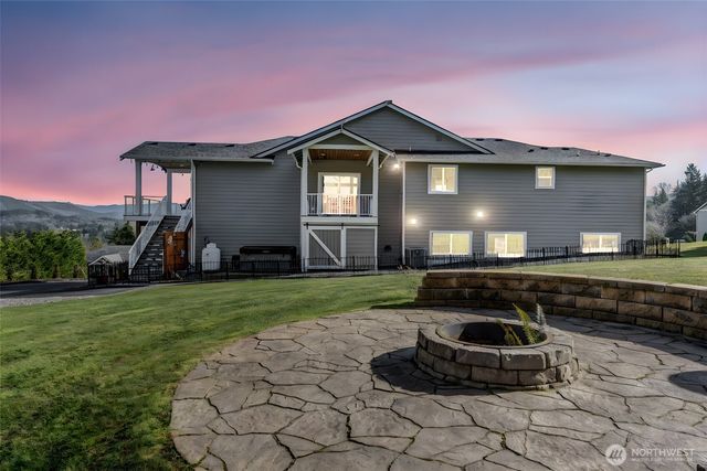 18514 114th Drive NE, Arlington, WA 98223