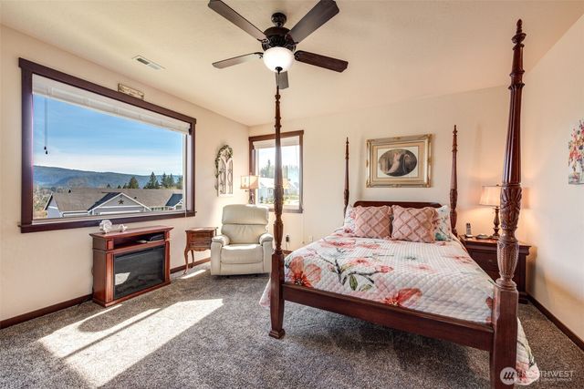 18514 114th Drive NE, Arlington, WA 98223