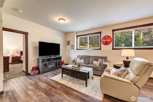 18514 114th Drive NE, Arlington, WA 98223