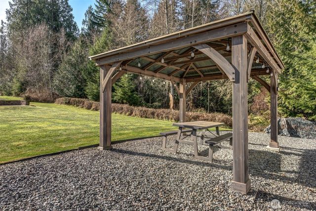 18514 114th Drive NE, Arlington, WA 98223