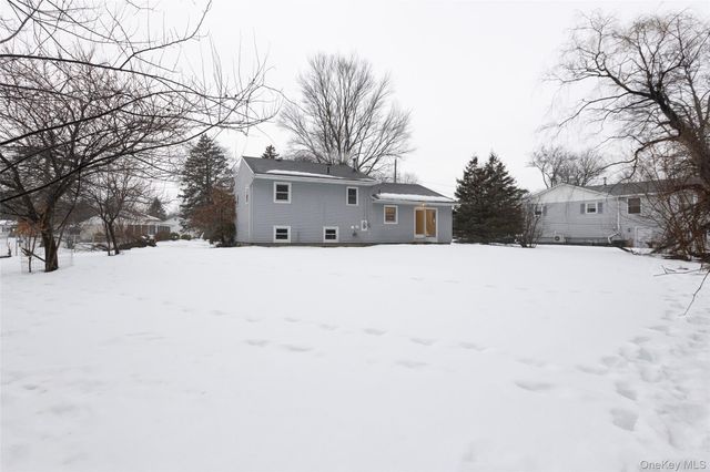 16 Stirrup Drive, Newburgh, NY 12550