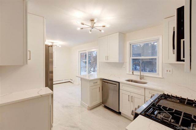 16 Stirrup Drive, Newburgh, NY 12550