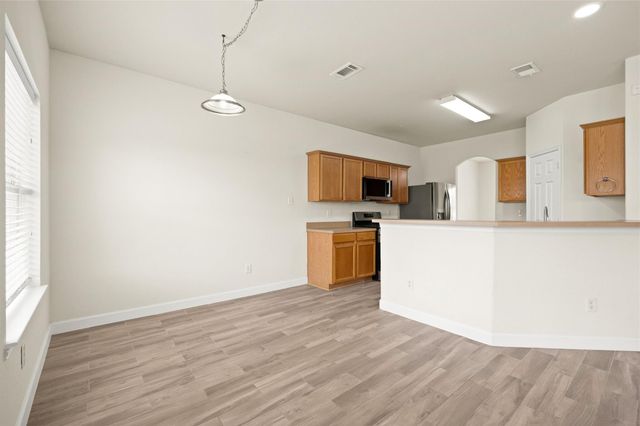 5213 Bailey Lane, Alvin, TX 77511