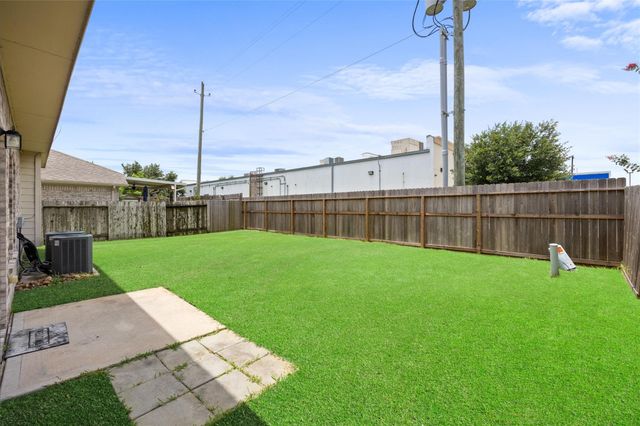 5213 Bailey Lane, Alvin, TX 77511