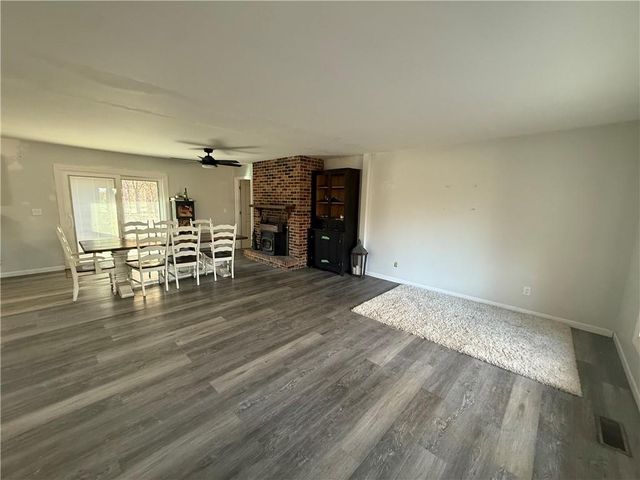 113 Otter Road, Gallatin, MO 64640