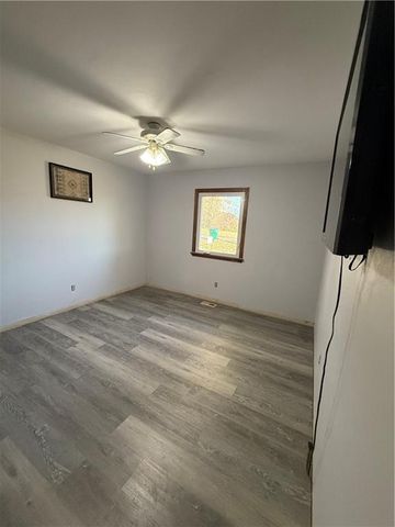 113 Otter Road, Gallatin, MO 64640