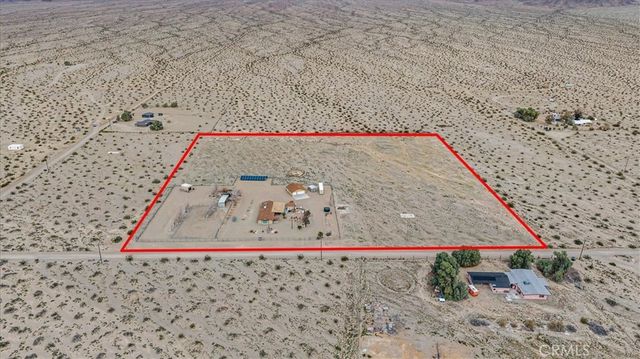 86252 Sampson, 29 Palms, CA 92277
