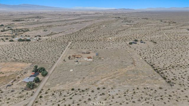 86252 Sampson, 29 Palms, CA 92277