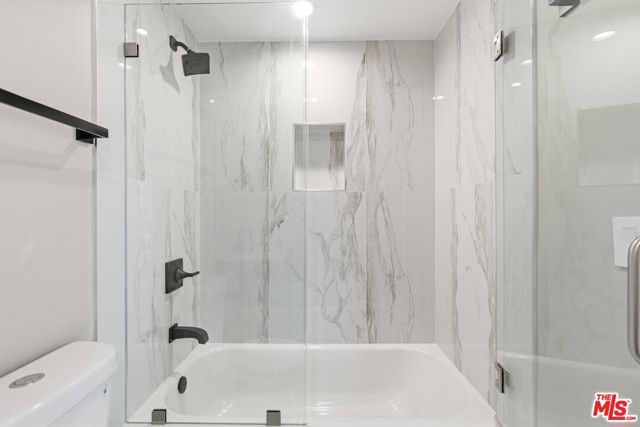 227 N Burlington Avenue 3, Los Angeles, CA 90026