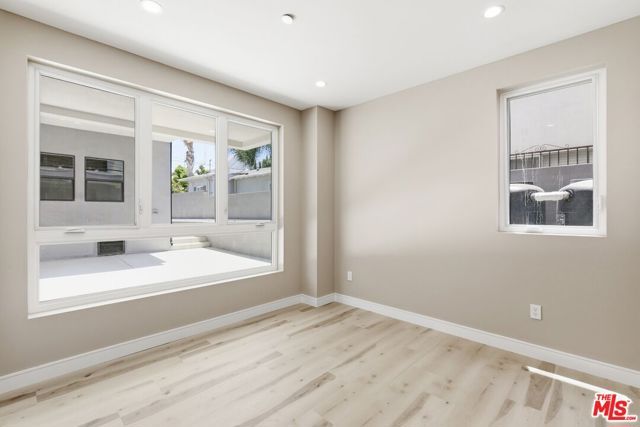 227 N Burlington Avenue 3, Los Angeles, CA 90026
