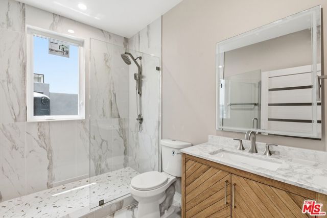 227 N Burlington Avenue 3, Los Angeles, CA 90026