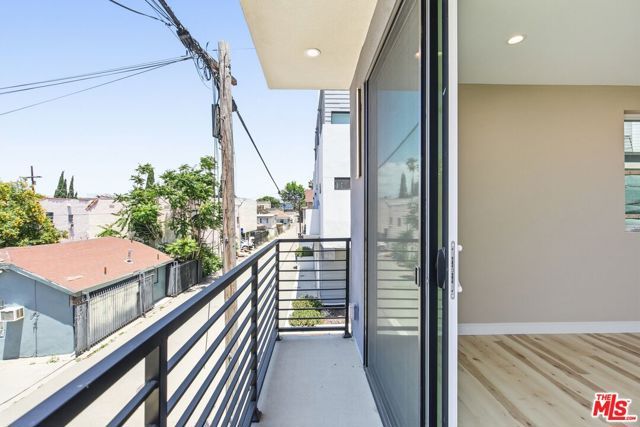 227 N Burlington Avenue 3, Los Angeles, CA 90026