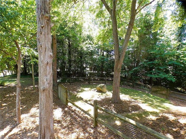2815 Eland Drive, Winston-salem, NC 27127