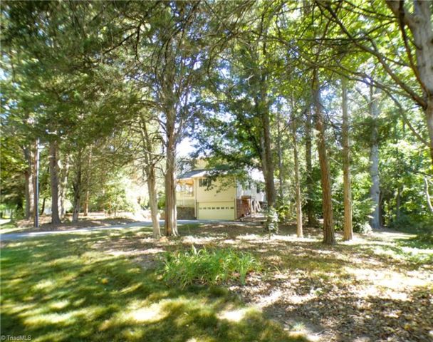 2815 Eland Drive, Winston-salem, NC 27127
