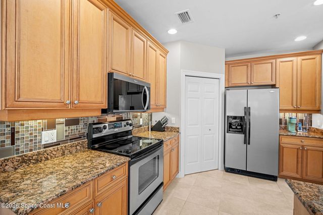 420 Moore Park Lane 107, Merritt Island, FL 32952