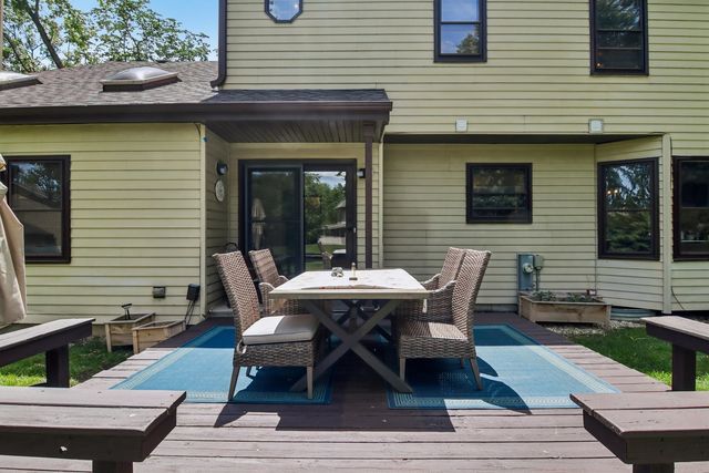 816 Bonnie Brae Lane, Bolingbrook, IL 60440