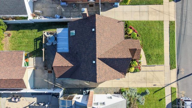 233 Cleveland Street, Franklin Square, NY 11010
