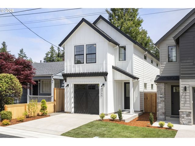 4765 EXETER St, West Linn, OR 97068