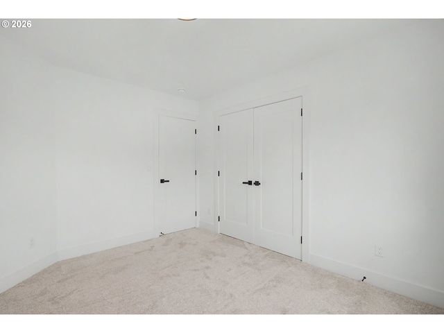 4765 EXETER St, West Linn, OR 97068