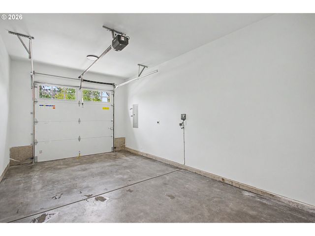 4765 EXETER St, West Linn, OR 97068
