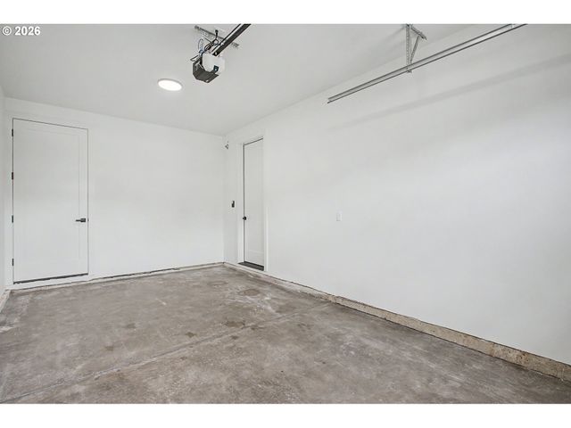 4765 EXETER St, West Linn, OR 97068