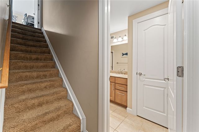 5518 Fairmeadow Court, Mason, OH 45040