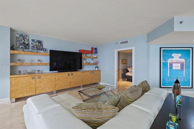 2600 Island Blvd 1006, Aventura, FL 33160