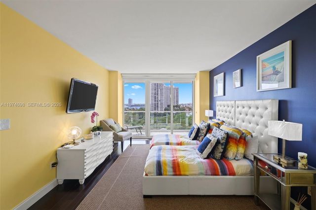 2600 Island Blvd 1006, Aventura, FL 33160