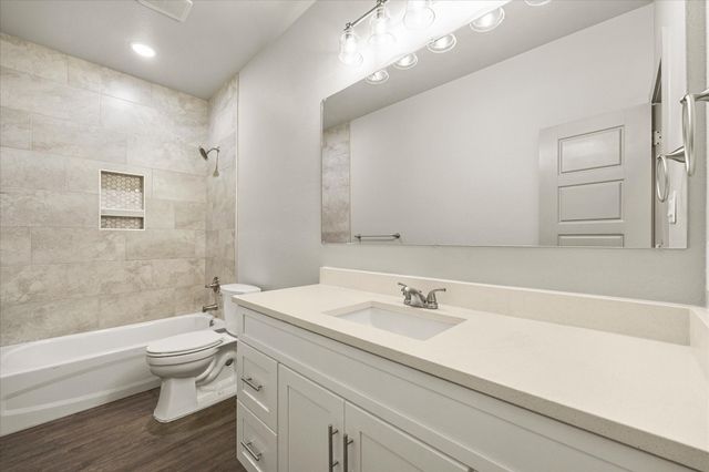 108 S Manson Street, Wolfe City, TX 75496