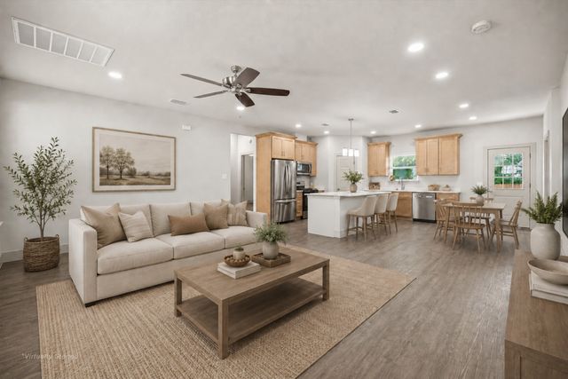 108 S Manson Street, Wolfe City, TX 75496