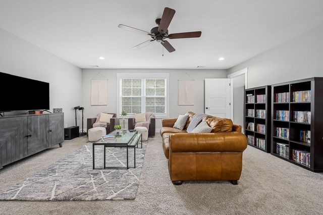 3420 Caroline Farms Dr, Murfreesboro, TN 37129
