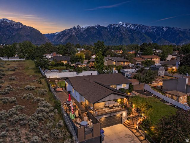 9135 S MORNINGVIEW DR, Sandy, UT 84094