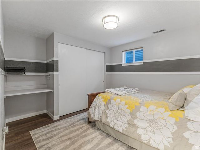 9135 S MORNINGVIEW DR, Sandy, UT 84094