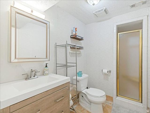 9135 S MORNINGVIEW DR, Sandy, UT 84094