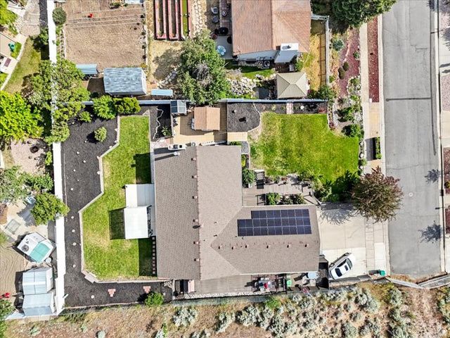 9135 S MORNINGVIEW DR, Sandy, UT 84094