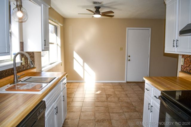 231 S Bk 1600, Stigler, OK 74462