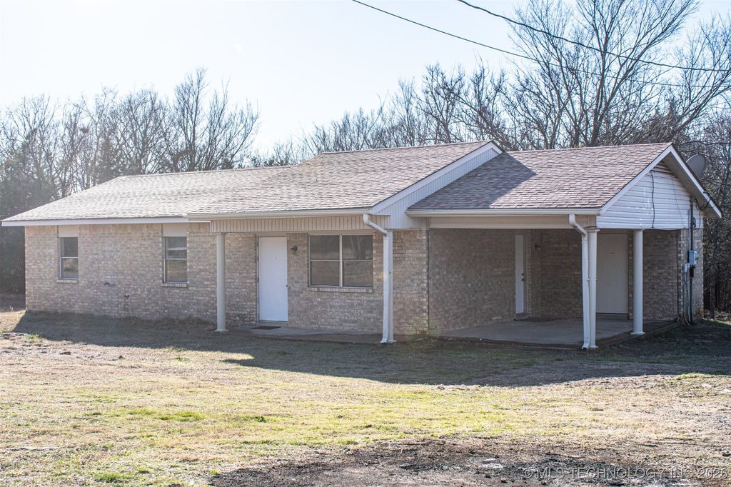 231 S Bk 1600, Stigler, OK 74462