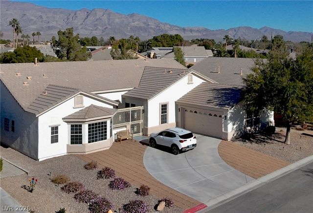 5422 Nestled Moon Court, Las Vegas, NV 89131