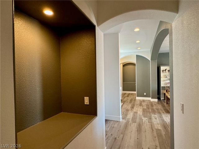 5422 Nestled Moon Court, Las Vegas, NV 89131