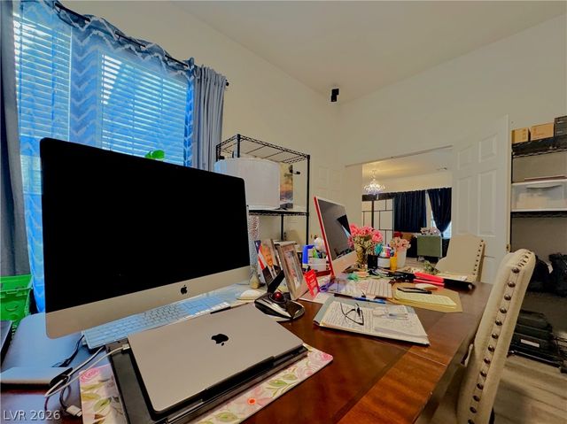 5422 Nestled Moon Court, Las Vegas, NV 89131