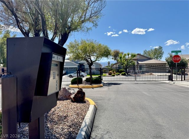 5422 Nestled Moon Court, Las Vegas, NV 89131