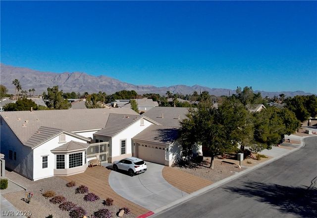 5422 Nestled Moon Court, Las Vegas, NV 89131