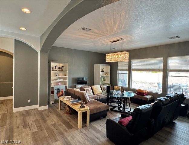 5422 Nestled Moon Court, Las Vegas, NV 89131