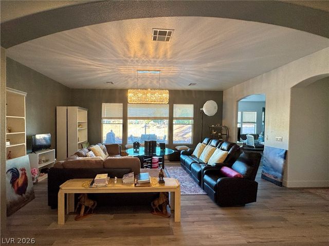 5422 Nestled Moon Court, Las Vegas, NV 89131