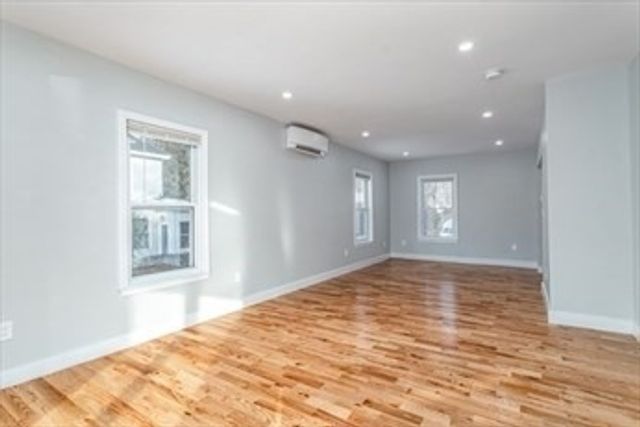 26 Claflin Steet, Leominster, MA 01453