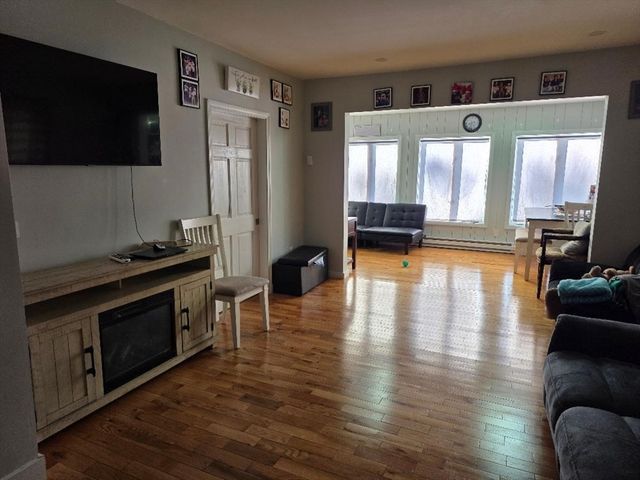 26 Claflin Steet, Leominster, MA 01453