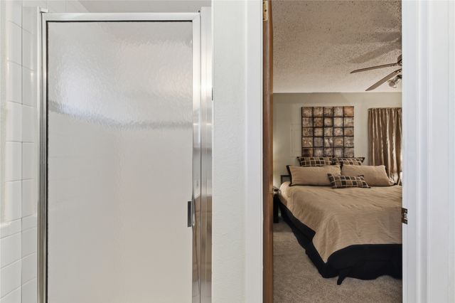 900 Meadowlark Drive, Mansfield, TX 76063