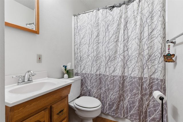 900 Meadowlark Drive, Mansfield, TX 76063