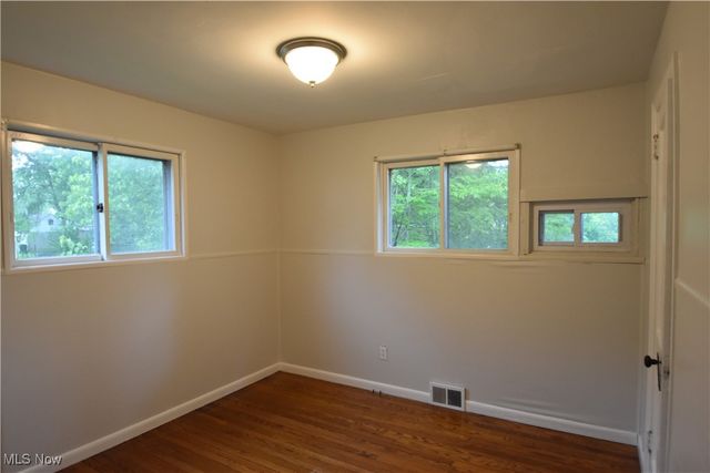 3446 Hadley Avenue, Youngstown, OH 44505