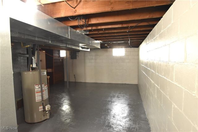 3446 Hadley Avenue, Youngstown, OH 44505